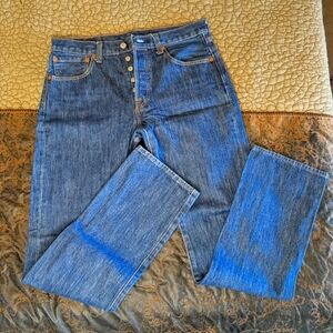 Levi 501 Button Fly Men's Dark Blue Denim- Size 32 x 34 - Great Condition